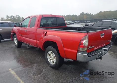 2010 Toyota Tacoma Base V6 z USA, uszkodzony, nr VIN 5TEUU4EN6AZ737111